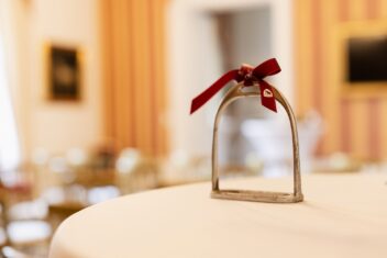 250304_SRS_Pressefrühstück_HufeisenHintergrund (1)_small