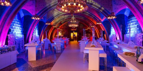 wiener-rathauskeller_gewoelbe-lila