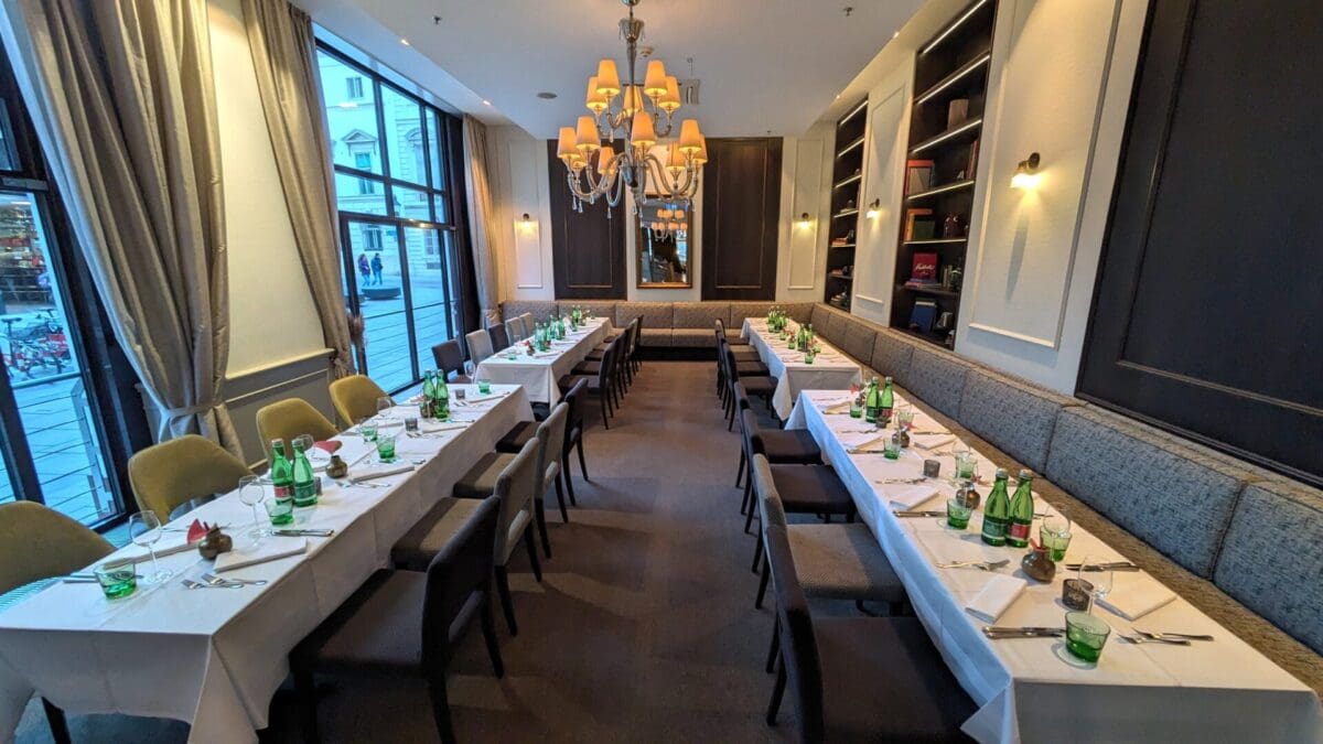 Brasserie_Dinner_Setup_03