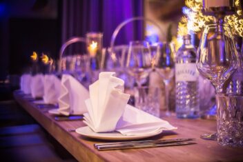 christmas-party-2996161_1920