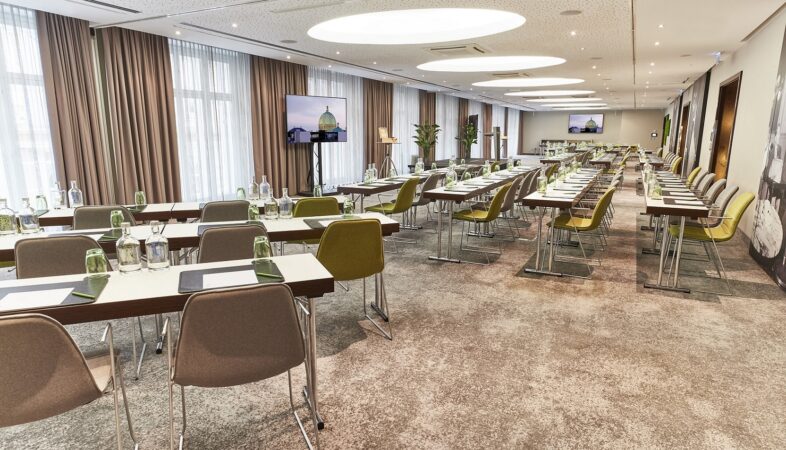 Full_Combination_Classroom_110_pax_01_websize
