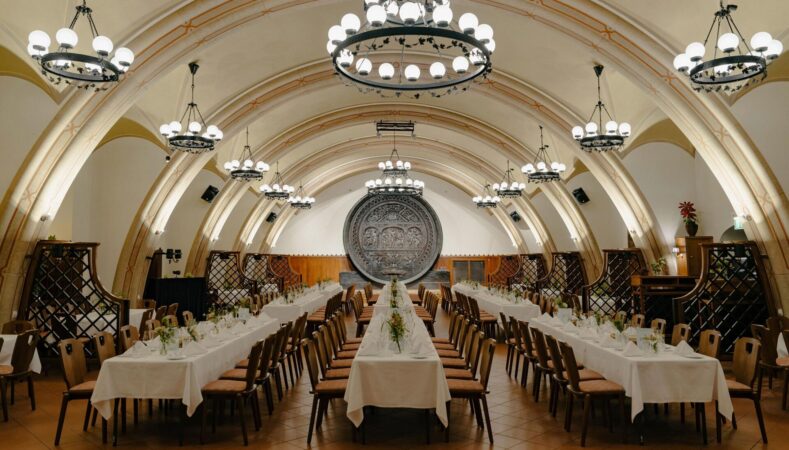 Grinzinger-Keller-Tafel-(c)Ana-Baros