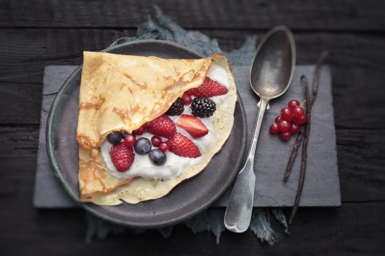 La_Crêperie_Mobile_Crêpe_Topfencreme_Waldbeeren
