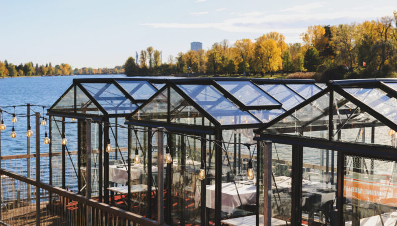 landtmanndasbootshaus_glashaeuseraussen_fc_landtmanndasbootshaus