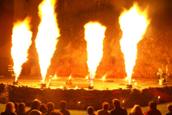 KONICA MINOLTA DIGITAL CAMERA