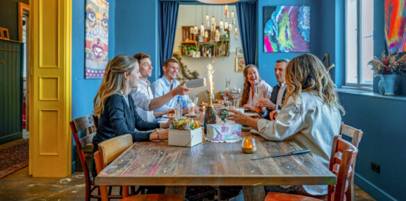 napo_künstlerzimmer_kleingruppe