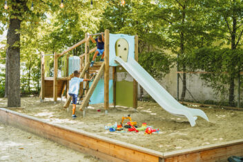 napoleon_spielplatz_fc_nurielmolcho