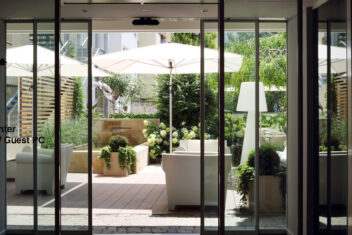 Peaceful Hideaway in the city 01